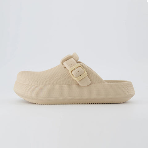 Fable Cloud Clog
