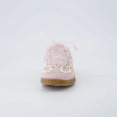 Belinda-K Lace Sneaker